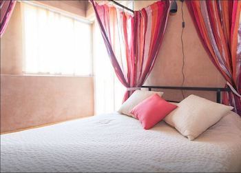 Hotel Carre Francais De 2*